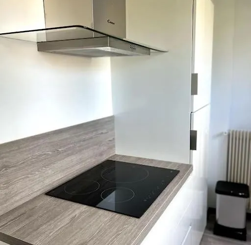 Superbe Lumineux Avec Parking Gratuit Apartment